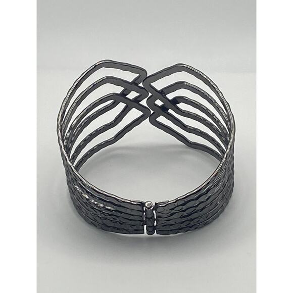 Gun Metal Gray Hammered Open Weave Wide Clamper Cuff Statement Bold Bracelet - Picture 4 of 9